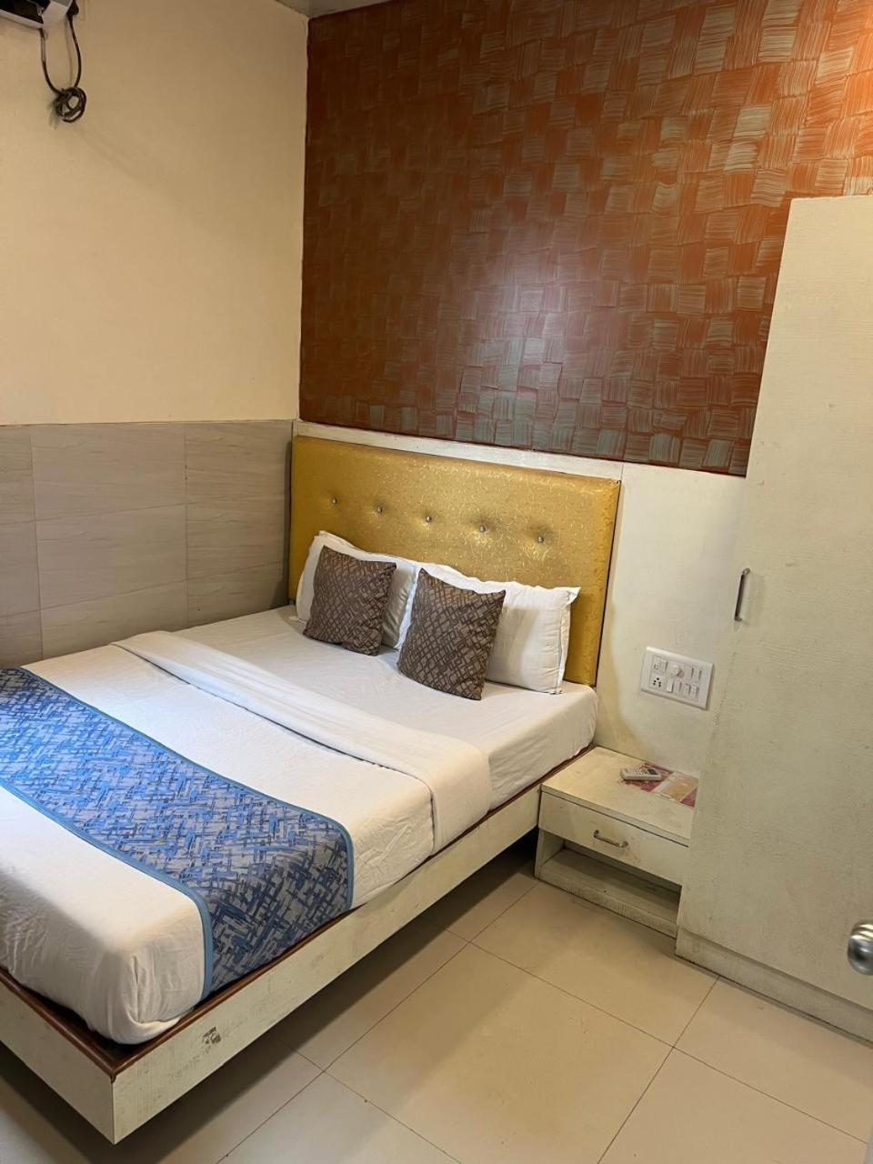 Hotel Kf Residency Mumbai Exterior photo